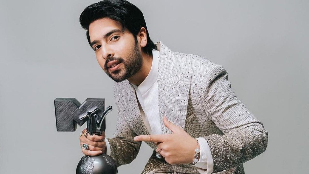 Armaan Malik makes India proud, bags 'Best India Act' award at the MTV Europe Music Awards 2022